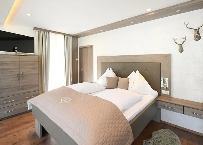 Sun Daire Schladming